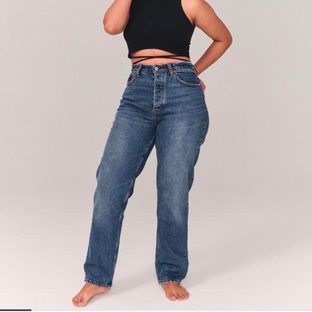 Abercrombie & Fitch Curve Love The Dad High Rise Jeans